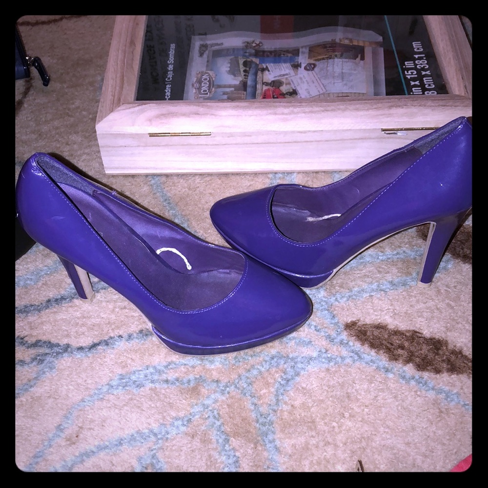 Urban Vibe Purple 7.5 Pumps Good Condition